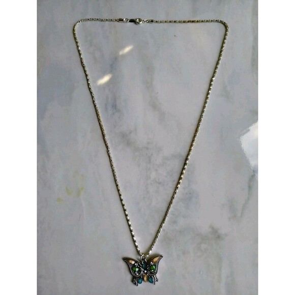 Vintage Intricate Beads Silver Tone Butterfly Necklace 18K GF Chain - Picture 3 of 7
